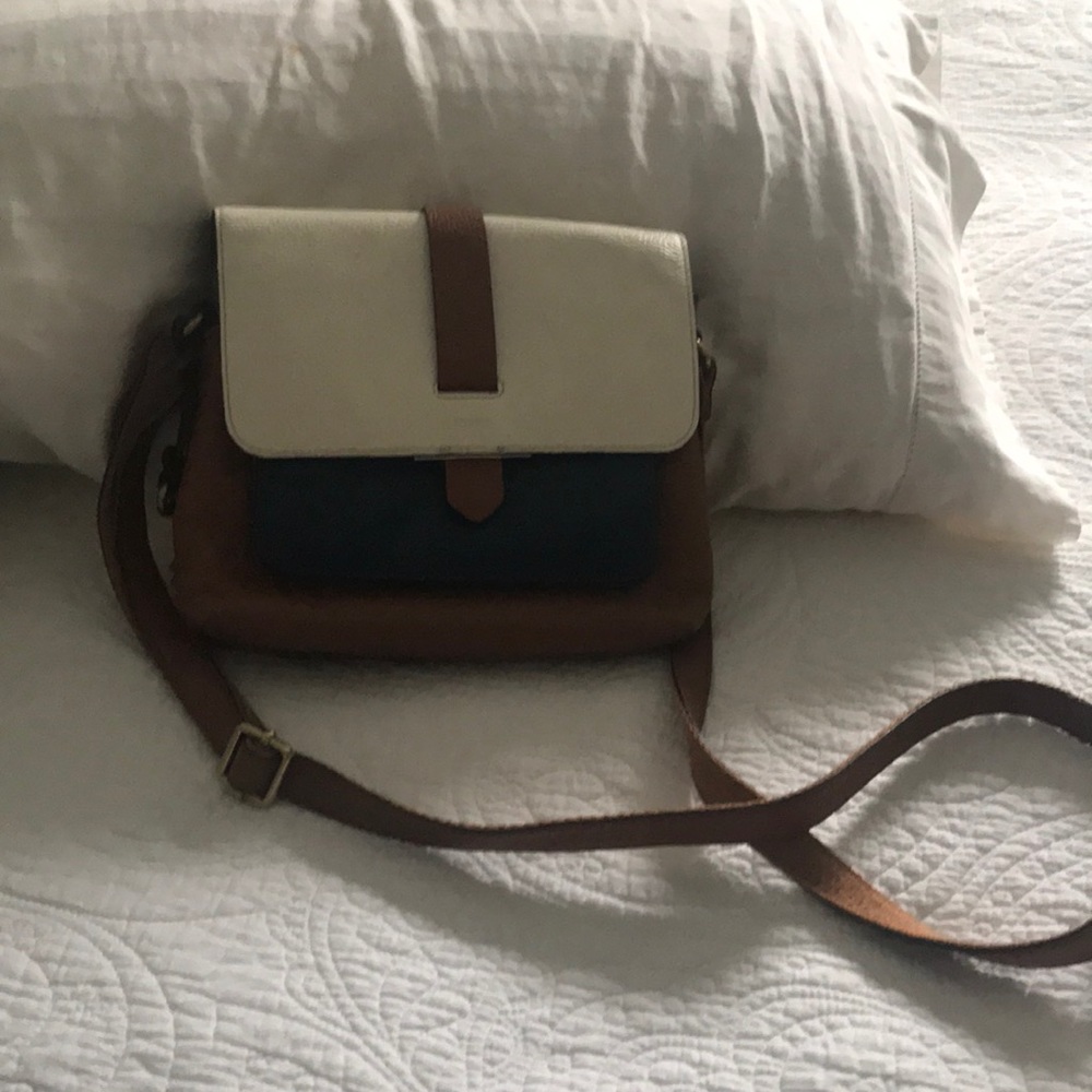 Fossil crossbody
